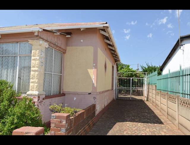2 BEDROOM HOUSE FOR SALE IN RANDGATE